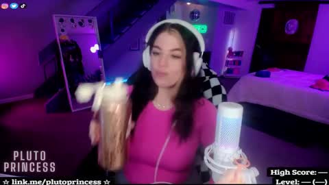 Pluto Princess online show from 11-09-25, 06:12