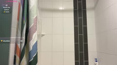 Snapshot of plutothepuppy chatting on 02-26-26, 05:17 Pluto The Pup online show from 02-26-26, 05:17