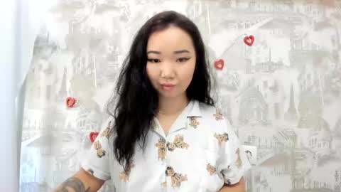 Snapshot of pocahontas654 chatting on 12-18-24, 08:09 Erica online show from 12-18-24, 08:09