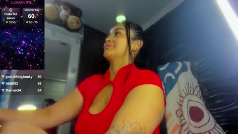 Snapshot of pocahontas_d chatting on 11-30-25, 09:13 catalina online show from 11-30-25, 09:13