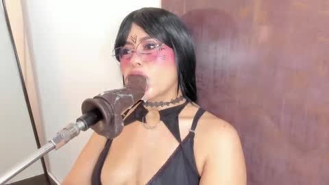 pocahontas_lantina online show from 05-15-26, 04:41