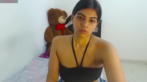Snapshot of pocahontas_princess__ chatting on 12-06-24, 08:29 Pocahontas online show from 12-06-24, 08:29