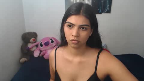 Snapshot of pocahontas_princess__ chatting on 03-10-26, 06:35 Pocahontas online show from 03-10-26, 06:35