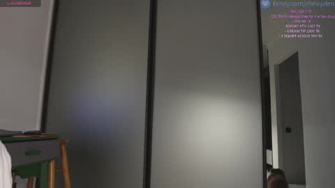 Snapshot of pocahontascb chatting on 05-18-26, 06:14 online show from 05-18-26, 06:14