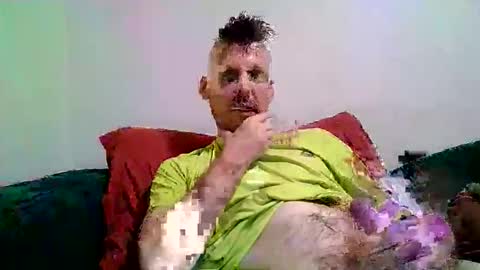 Snapshot of pogomysterious chatting on 06-05-26, 02:01 pogomysterious online show from 06-05-26, 02:01