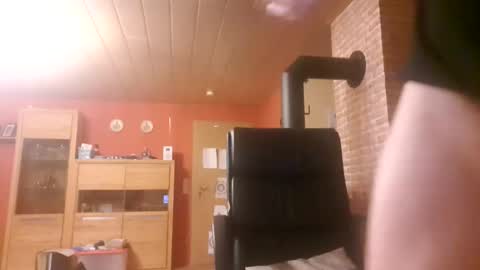 Snapshot of pointman72 chatting on 11-07-25, 06:30 pointman72 online show from 11-07-25, 06:30