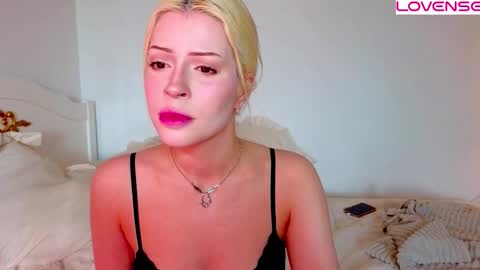 Rose online show from 03-08-26, 11:25