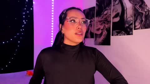 Snapshot of poison_willow chatting on 12-04-24, 11:35 Willow Hours 12pm to 630pm Colombian time FRIDAY AND SUNDAY FREE DAYS online show from 12-04-24, 11:35