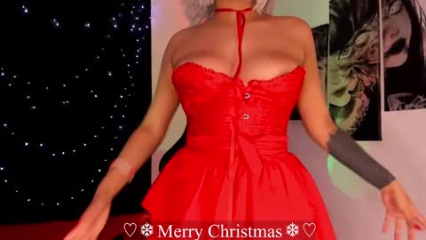 Snapshot of poison_willow chatting on 12-24-24, 05:44 Willow Hours 12pm to 630pm Colombian time FRIDAY AND SUNDAY FREE DAYS online show from 12-24-24, 05:44