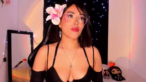 Snapshot of poison_willow chatting on 01-09-25, 06:15 Willow Hours 12pm to 630pm Colombian time FRIDAY AND SUNDAY FREE DAYS online show from 01-09-25, 06:15