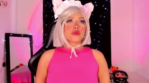 Snapshot of poison_willow chatting on 01-19-25, 05:18 Willow Hours 12pm to 630pm Colombian time FRIDAY AND SUNDAY FREE DAYS online show from 01-19-25, 05:18