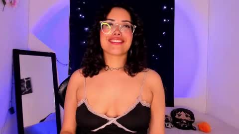 Snapshot of poison_willow chatting on 02-07-25, 09:58 Willow Hours 12pm to 630pm Colombian time FRIDAY AND SUNDAY FREE DAYS online show from 02-07-25, 09:58