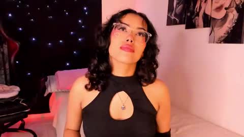 Snapshot of poison_willow chatting on 02-19-25, 08:41 Willow Hours 12pm to 630pm Colombian time FRIDAY AND SUNDAY FREE DAYS online show from 02-19-25, 08:41