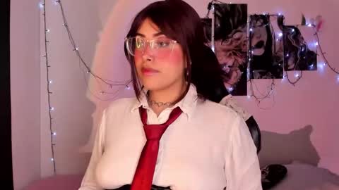 Snapshot of poison_willow chatting on 10-02-25, 05:42 Willow Hours 12pm to 630pm Colombian time FRIDAY AND SUNDAY FREE DAYS online show from 10-02-25, 05:42