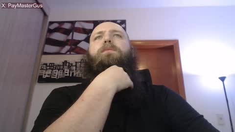 Snapshot of polar_bear91 chatting on 10-18-25, 04:48 Bear online show from 10-18-25, 04:48