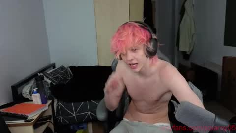 Snapshot of polarny05 chatting on 01-11-26, 07:19 Polarny online show from 01-11-26, 07:19