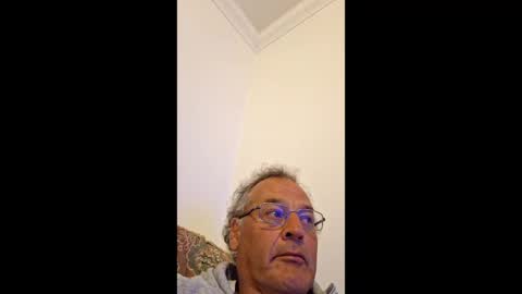 Snapshot of polegatepaul chatting on 05-05-26, 12:40 Paul Polegate online show from 05-05-26, 12:40