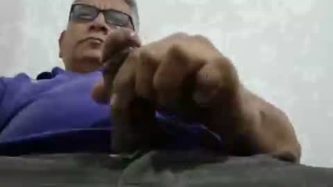 Snapshot of poli475 chatting on 12-19-25, 04:25 poli online show from 12-19-25, 04:25