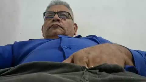 Snapshot of poli475 chatting on 02-04-26, 12:33 poli online show from 02-04-26, 12:33