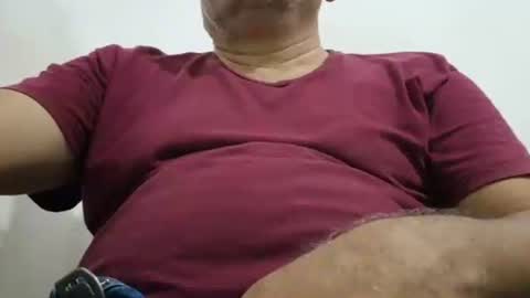 Snapshot of poli475 chatting on 05-20-26, 01:12 poli online show from 05-20-26, 01:12