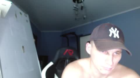 Poliglot online show from 11-24-25, 01:33