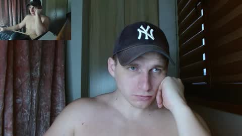 Poliglotjoe2 online show from 03-30-26, 04:13