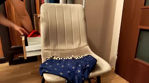 Snapshot of polishboybig chatting on 01-06-25, 04:55 polishboybig online show from 01-06-25, 04:55