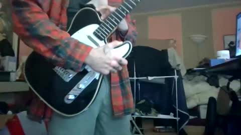 Snapshot of polishrifle3 chatting on 02-12-26, 10:43 jaws online show from 02-12-26, 10:43