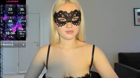 Snapshot of polly_skil chatting on 06-22-26, 12:46 polly_skil online show from 06-22-26, 12:46