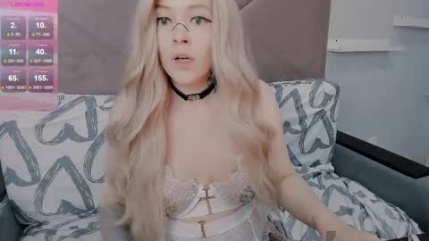 Polly online show from 09-10-25, 10:04