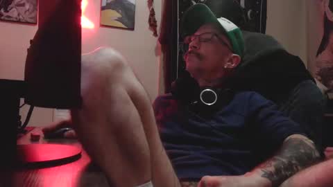 Snapshot of ponydaddy666 chatting on 02-07-26, 07:01 Rich online show from 02-07-26, 07:01