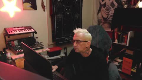 Snapshot of ponydaddy666 chatting on 03-30-26, 05:19 Rich online show from 03-30-26, 05:19