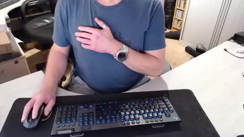 Snapshot of poodledude chatting on 03-09-26, 02:21 Dave online show from 03-09-26, 02:21