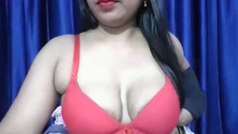 poojalady online show from 04-18-26, 05:17