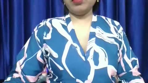 Snapshot of poojalady chatting on 05-04-26, 03:30 poojalady online show from 05-04-26, 03:30