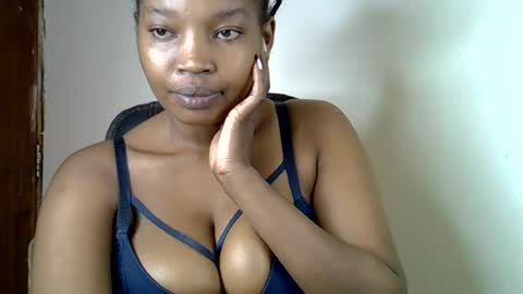 Snapshot of pookie245909 chatting on 06-14-26, 04:31 pookie245909 online show from 06-14-26, 04:31