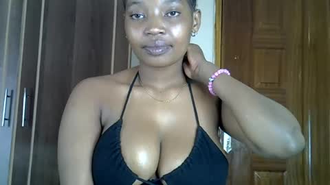 Snapshot of pookie245909 chatting on 07-09-26, 07:18 pookie245909 online show from 07-09-26, 07:18
