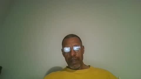 Snapshot of poolguy2496 chatting on 11-09-25, 01:37 poolguy2496 online show from 11-09-25, 01:37