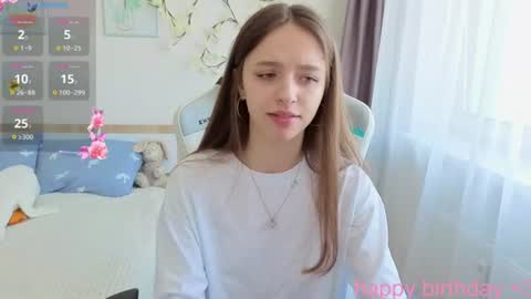 Snapshot of poopl_000 chatting on 06-20-26, 10:29 Cindy online show from 06-20-26, 10:29