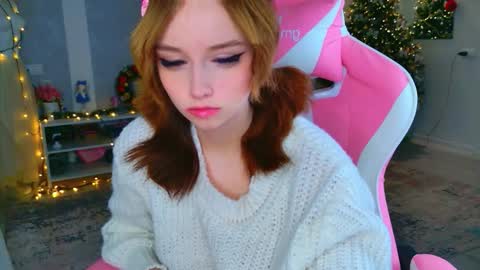 Snapshot of popjenny chatting on 01-10-26, 02:52 Hi Daddy Im Jane online show from 01-10-26, 02:52