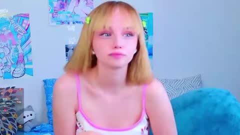 Snapshot of popjenny chatting on 06-21-26, 12:08 Hi Daddy Im Jane online show from 06-21-26, 12:08