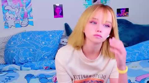 Snapshot of popjenny chatting on 07-04-26, 07:09 Hi Daddy Im Jane online show from 07-04-26, 07:09