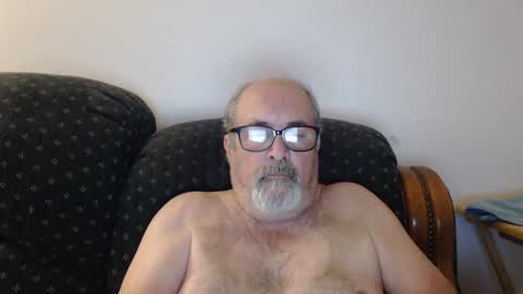 Snapshot of poppi_4u chatting on 12-29-24, 02:38 poppi_4u online show from 12-29-24, 02:38