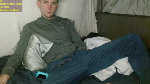 Snapshot of poppunk4life chatting on 03-01-25, 04:04 Kyle online show from 03-01-25, 04:04