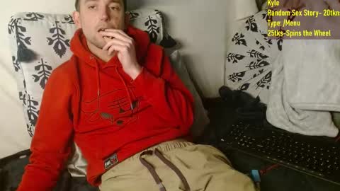 Snapshot of poppunk4life chatting on 03-04-25, 06:47 Kyle online show from 03-04-25, 06:47