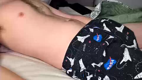 Snapshot of poppunk4life chatting on 10-16-25, 07:04 Kyle online show from 10-16-25, 07:04