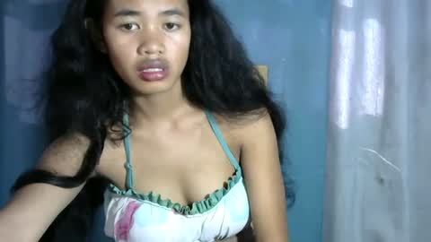 Snapshot of poppy_kelley chatting on 05-26-26, 06:53 Lilly online show from 05-26-26, 06:53