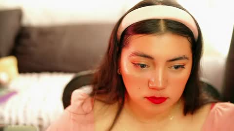 Poppy Kensington online show from 04-16-26, 05:36