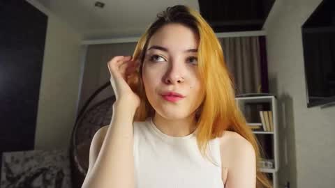 Agnes online show from 03-11-25, 04:32