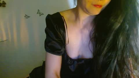 porcelainlux online show from 01-22-25, 04:13